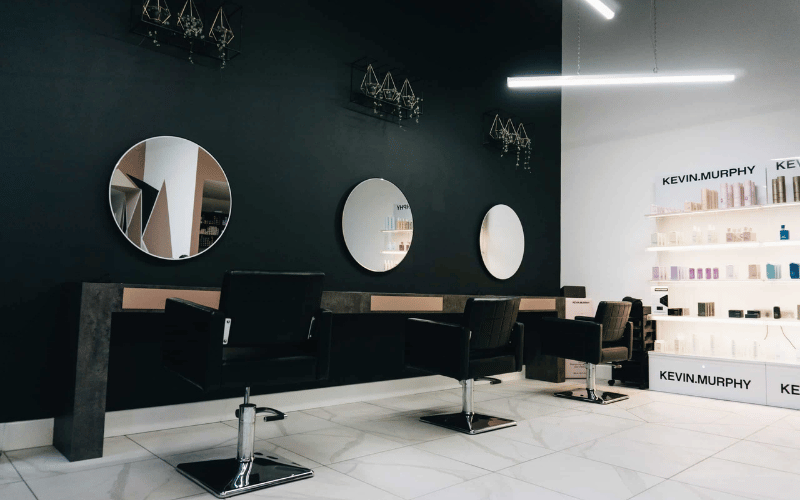 Kuaför Tezgahı Dekorasyonu ile Salon Şıklığını Artırma