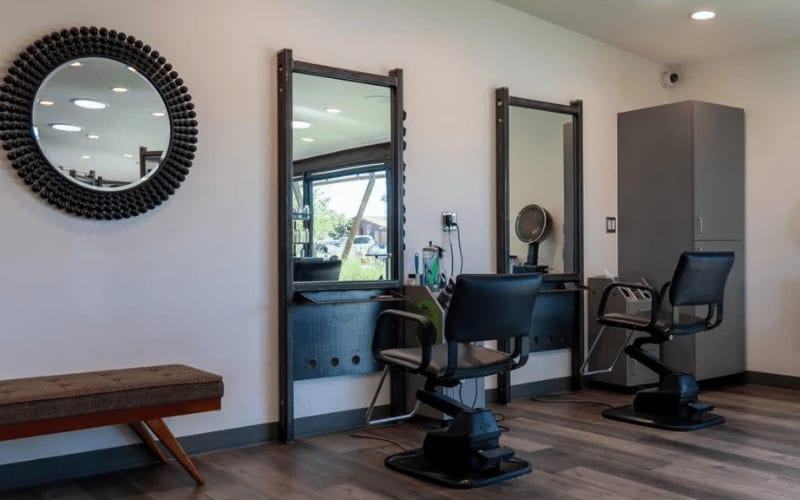 Kuaför Salonunda Bekleme Koltukları ve Bekleme Alanı Nasıl Planlanır?